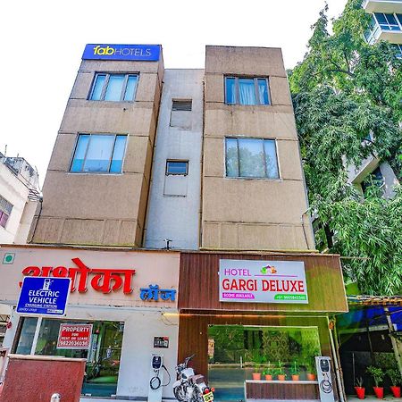 Hotel Gargi Deluxe Pune Eksteriør billede